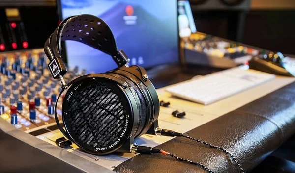 Audeze LCD-X, auriculares para mezcla y para masterización de alta calidad