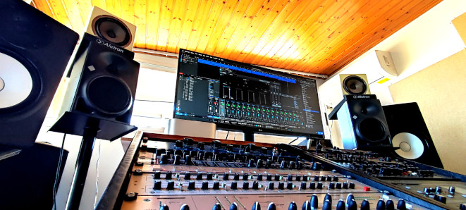 Estudio de mezcla online The Punch